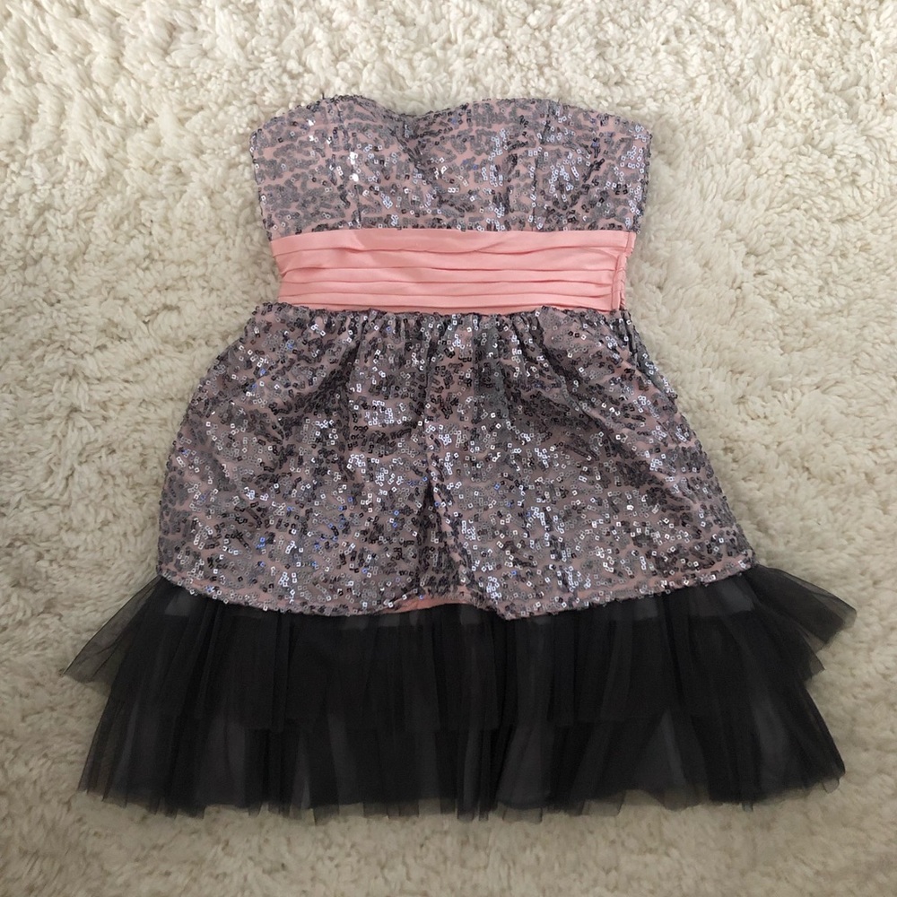 Sequin and tool, pink, short formal dress